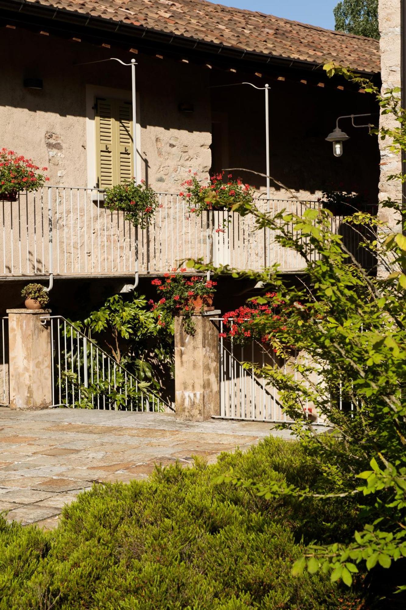 Locanda Ca Dei Santi Induno Olona Bagian luar foto