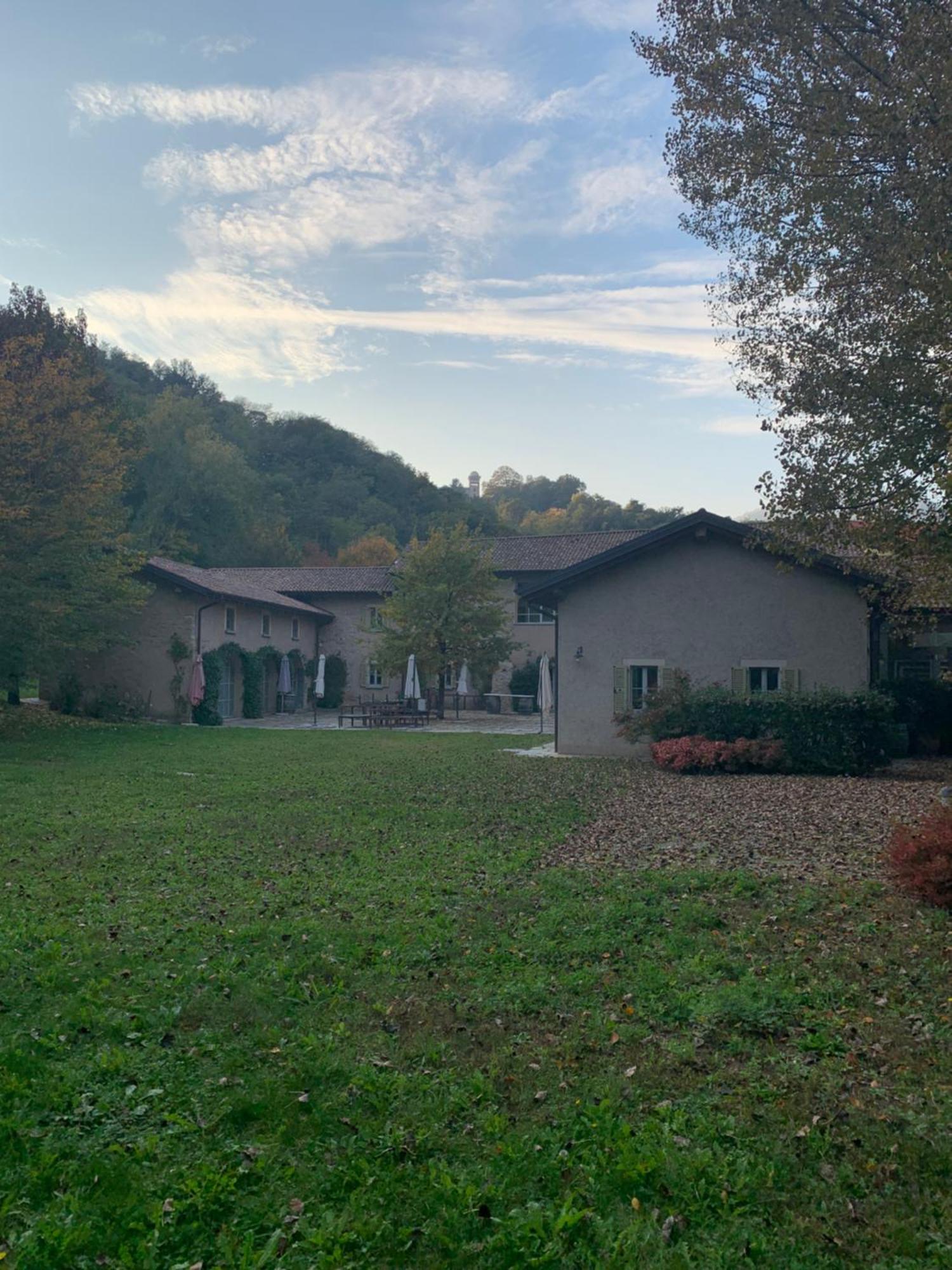 Locanda Ca Dei Santi Induno Olona Bagian luar foto